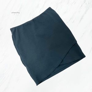 Aritzia- Talula Primrose Skirt in Slate Teal XS
